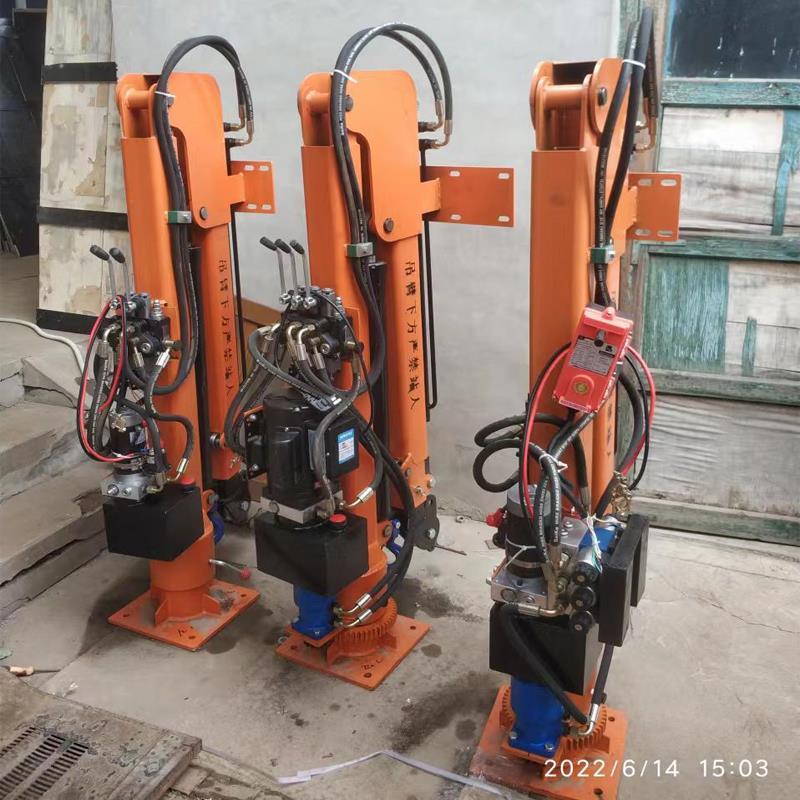 安新县重汽蓝牌随车吊 3.2吨 国六动力强 液压驱动 农用自卸起重机